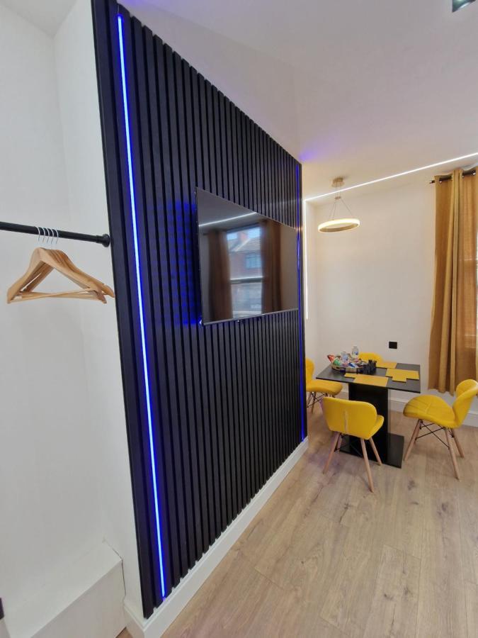 Balco Plaza Studio Nottingham Luaran gambar