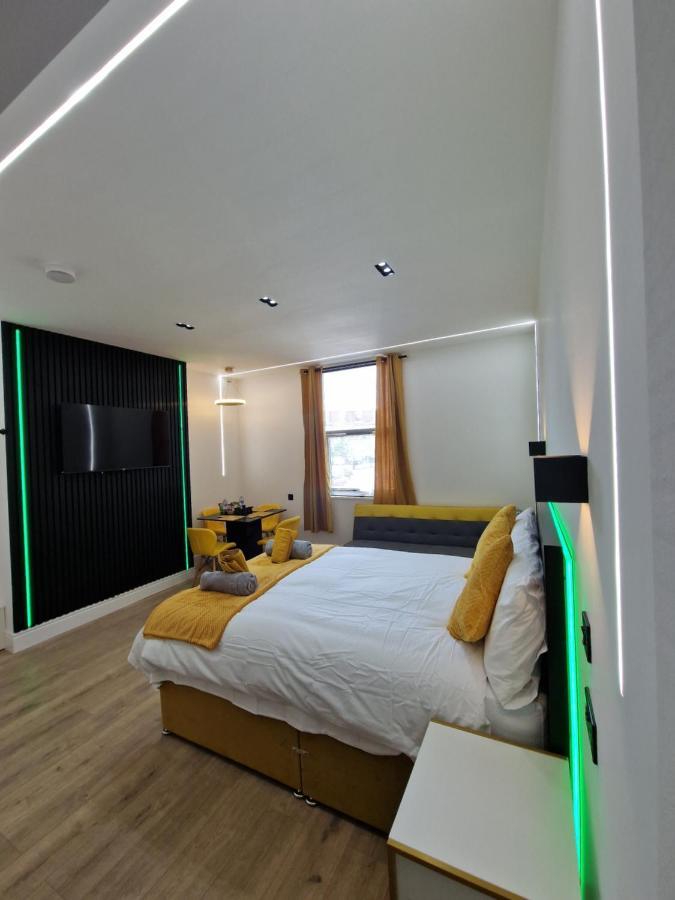 Balco Plaza Studio Nottingham Luaran gambar