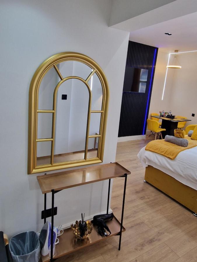 Balco Plaza Studio Nottingham Luaran gambar